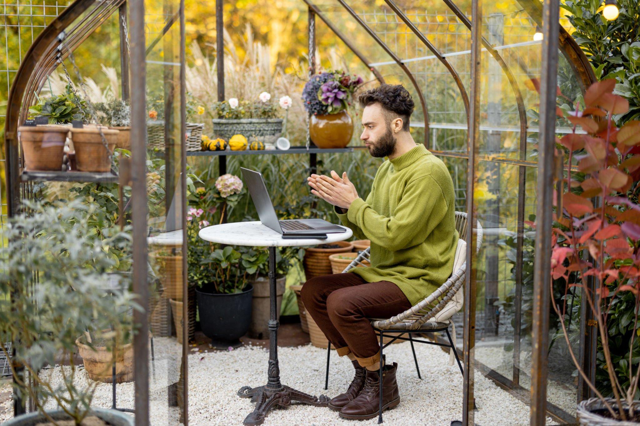 Top Benefits of Having a Garden Office in Your Backyard